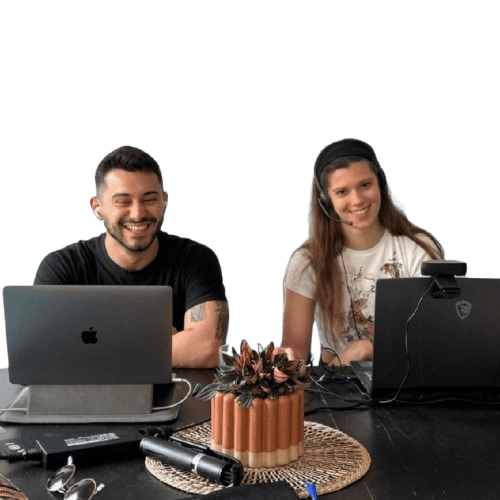 Carla y Miguel haciendo clases de español online. SPANISH TEACHER CARLA ayuda a aprender español